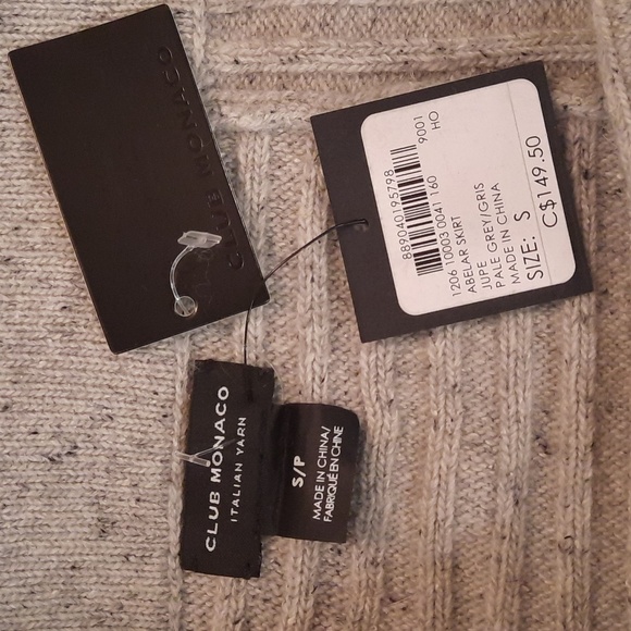 NWT Club Monaco Women's Sweater Skirt - Size Small - Picture 3 of 4